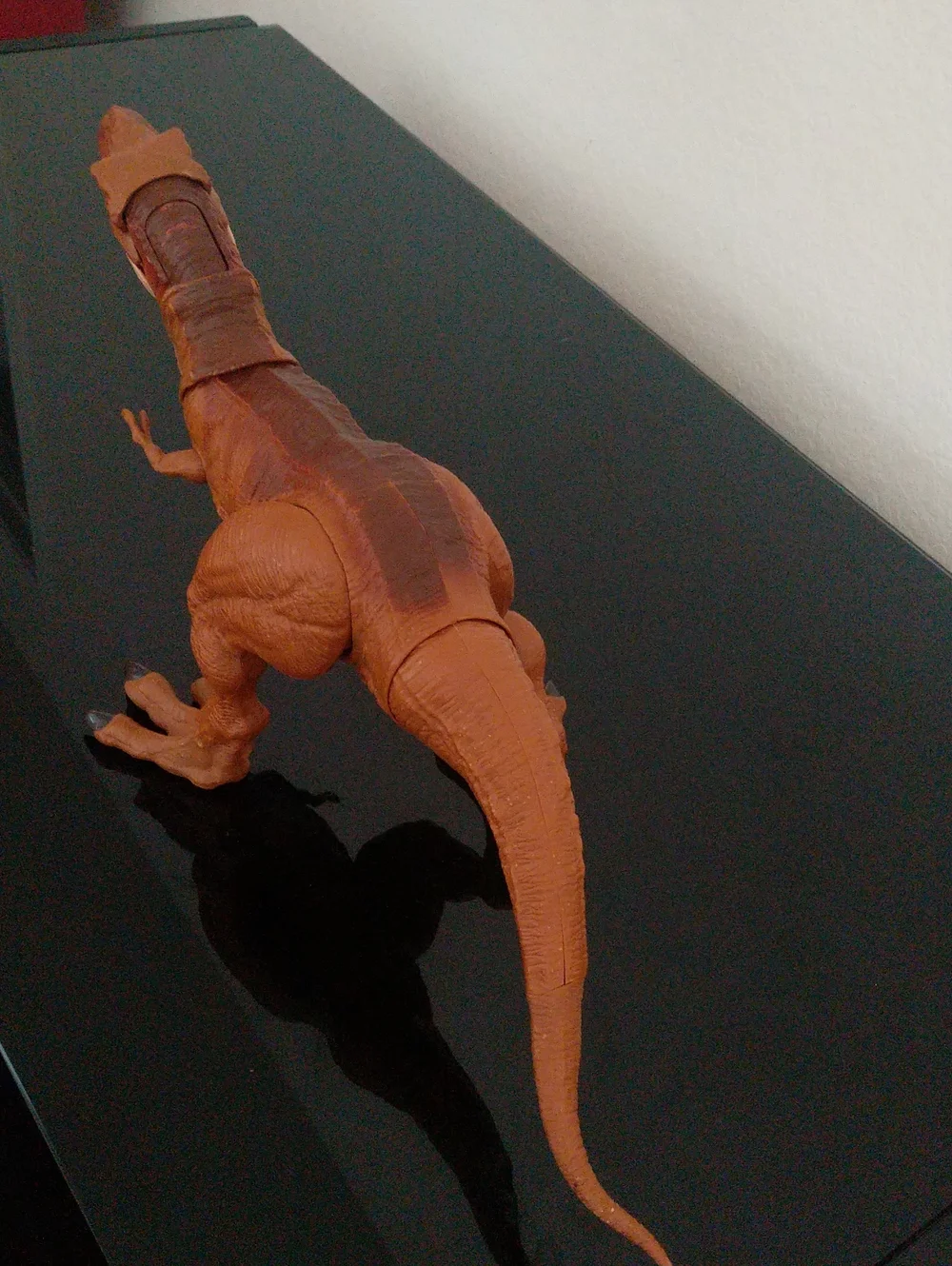Jurassic World Legacy Collection Extreme Chomping Tyrannosaurus Rex Figure